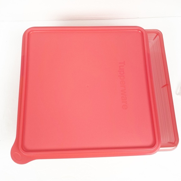 New !!!! Tupperware snack n store square k… - Picture 5 of 5